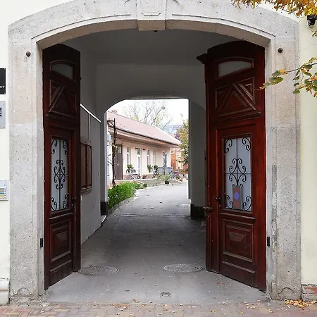 Nobilis アパート *